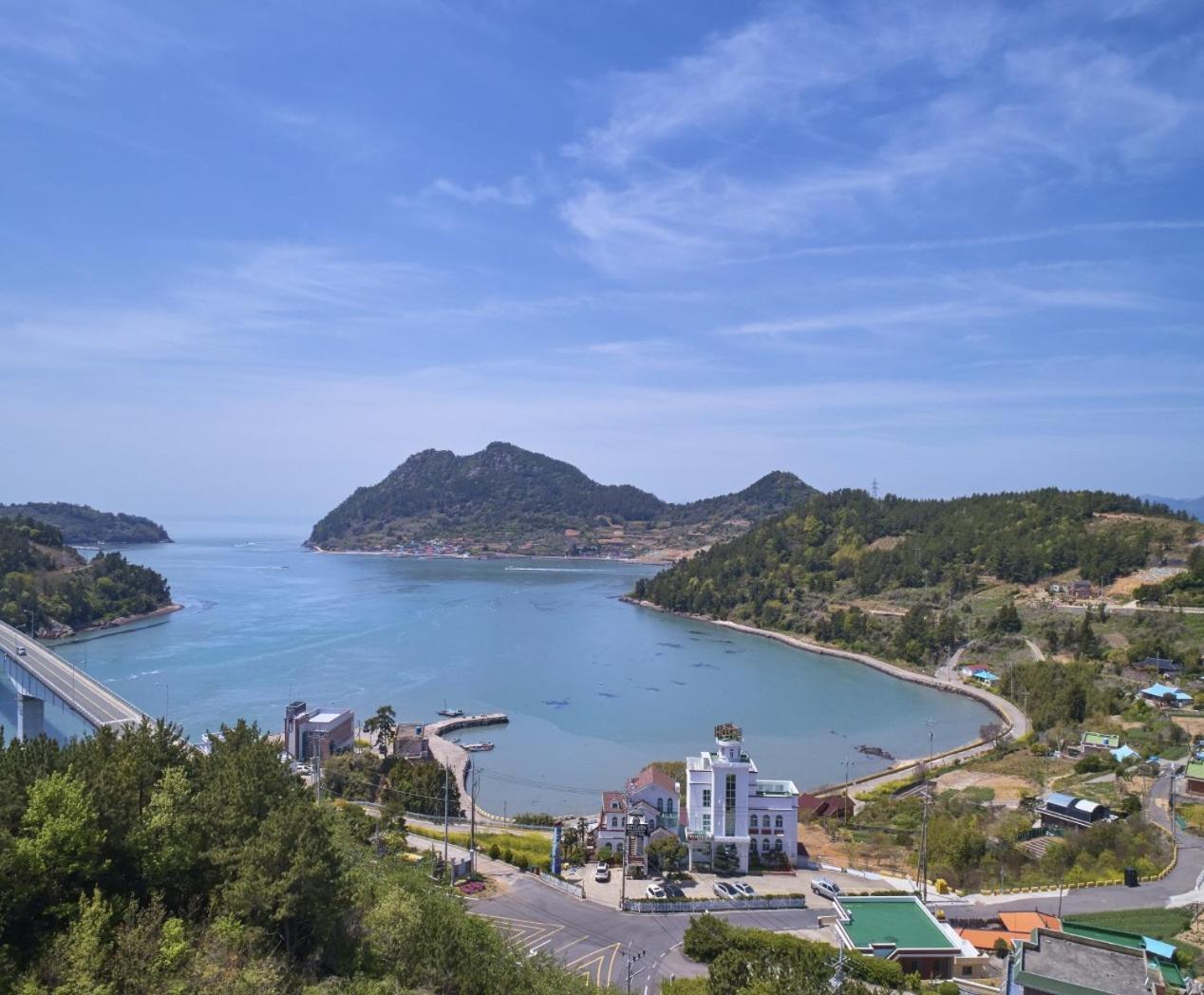 Goheung Hayan Noeul Hotel Extérieur photo